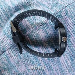 Rare Vintage Victorinox Swiss Army Analog Quartz Watch Swiss Made 50 Meters