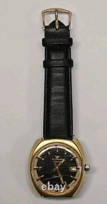 Rare Vintage WITTNAUER Geneve men's automatic watch C11KAS-1 Date swiss 1970's