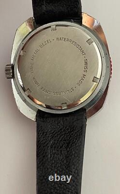 Rare Vintage Windert Watch Swiss Pilots Watch Month Indicator Burgundy Dial