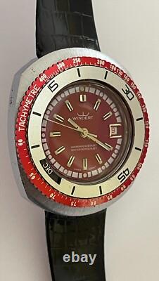 Rare Vintage Windert Watch Swiss Pilots Watch Month Indicator Burgundy Dial