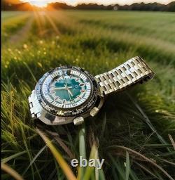 Rare Vintage YAROM Swiss Mechanical 17 Jewels Watch Green Dial World Time Rare Vintage YAROM Swiss Mechanical 17 Jewels Watch Green Dial World Time