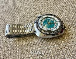 Rare Vintage YAROM Swiss Mechanical 17 Jewels Watch Green Dial World Time