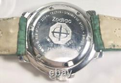 Rare Zodiac Vintage Leather Green Swiss Formula Wrist Watch (c281a)