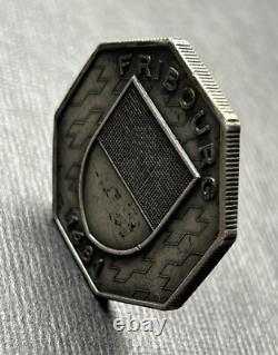 Rare vintage Valcambi Swiss 15gram 999 silver round