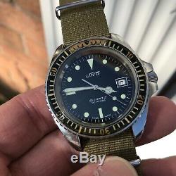 Rare vintage swiss Uno monnin 844 200m military divers watch bakelite bezel