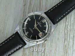 Services Black dial mechanical 17j vintage rare Swiss mens watch