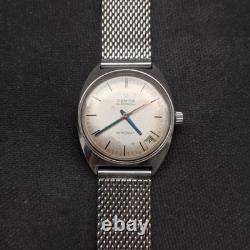 Super Rare Vintage Zenith Automatic AutoSport 23 jewels Swiss 2252 Pc Movement