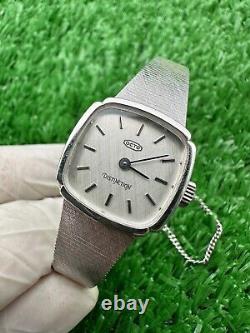 TRUELY-RARE OCTO DISTINCTION LADY SLIM ALL SILVER SWISS VINTAGE 80s MANUAL MINT