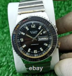 ULTRA-RARE SICURA 25 JEWELS DIVER WATCH AUTOMATIC VINTAGE SWISS 70s BLACK DIAL