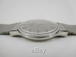 UNIVERSAL GENEVE Rare Silver Dial Ref. 842101 Cal. 1-42 Swiss 31mm Vintage Watch