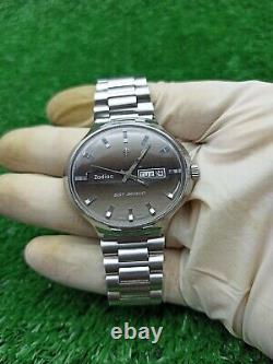 Ultra-Rare Zodiac SST 36000 Jumbo Watch Vintage Excellent Condition Swiss 42 MM