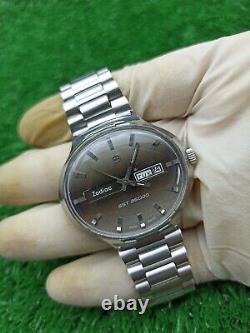 Ultra-Rare Zodiac SST 36000 Jumbo Watch Vintage Excellent Condition Swiss 42 MM