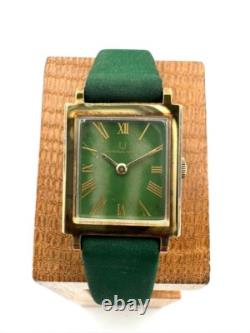 Universal Geneve A3669 Quartz Watch Vintage Swiss Made Rare Classic Dress Model