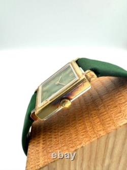 Universal Geneve A3669 Quartz Watch Vintage Swiss Made Rare Classic Dress Model