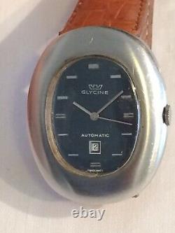 Unusual Vintage Swiss GLYCINE Automatic Mens Watch Rare Shape ft. Date