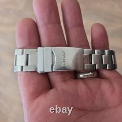 VERY RARE Vintage SWISS ARMY Mens Dual Time GMT White Dial Watch