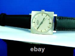 VINTAGE ANDRE BOUCHARD BY HYDE PARK SWISS MENS WRISTWATCH SERVICED RARE C. 1970s