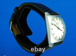 VINTAGE ANDRE BOUCHARD BY HYDE PARK SWISS MENS WRISTWATCH SERVICED RARE C. 1970s