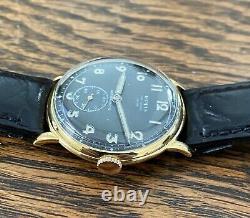 VINTAGE DAMAS RARE WW2 ERA MILITARY STYLE MEN'S SWISS WATCH 15 Jewel