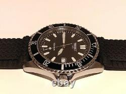 VINTAGE RARE DIVER STYLE SPORT 100m SWISS MEN'S QUARTZ WATCH TISSOT E673-773M