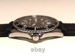 VINTAGE RARE DIVER STYLE SPORT 100m SWISS MEN'S QUARTZ WATCH TISSOT E673-773M