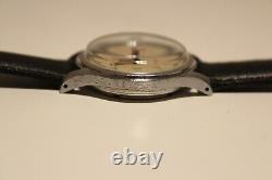 VINTAGE RARE WW2 ERA MILITARY STYLE SWISS MEN'S 32mm WATCH RILA 17 J