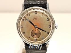 VINTAGE RARE WW2 MILITARY SUB SECOND TWO TONE DIAL SWISS MEN 34mm WATCHANCRE