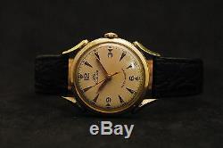 Very Rare Vintage Solar Watch Co. Swiss Made Unique Handwinding Mens Wristwatch