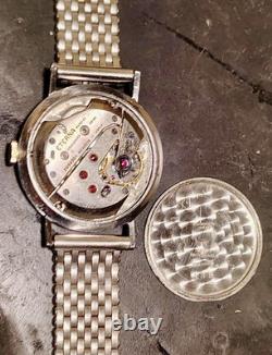 Vintage 1930s Swiss Eterna Bullseye Watch & Period Bracelet Beautiful & Rare