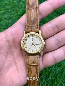 Vintage Calvin Hill Watch Quartz 1990's 33mm Gents Swiss Made Mint Rare Unisex