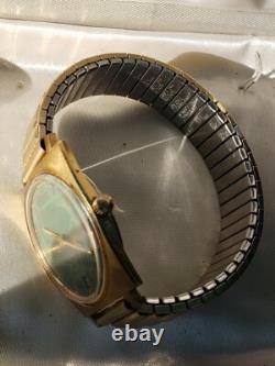 Vintage RARE ITRACO 17J INCABLOC ULTRUTHIN 10K G. F. TOP CAPS swiss wristwatch