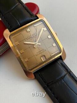 Vintage RARE MEN WATCH VIALUX SUPER 17 JEWELS SWISS AU G 10 CAL FHF ST 96-4