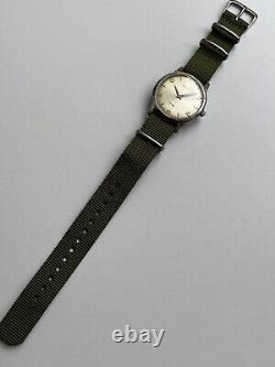 Vintage RARE Men NISUS 17 jewels Wrist Watch MILITARY SWISS AS 1130 INCABLOCK RR