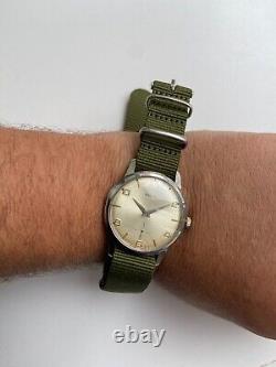 Vintage RARE Men NISUS 17 jewels Wrist Watch MILITARY SWISS AS 1130 INCABLOCK RR