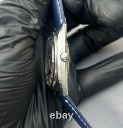 Vintage Rado Space Wing Automatic Watch Blue Gradient Dial Rare 1970s Swiss