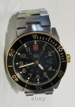 Vintage Rare 1990's Swiss Army Lancer 100 Large Two Tone Men's Date Watch 24294