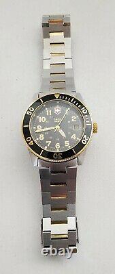 Vintage Rare 1990's Swiss Army Lancer 100 Large Two Tone Men's Date Watch 24294