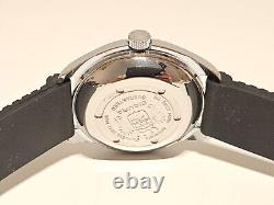 Vintage Rare Beautiful Sport Chromed Men's Swiss Automatic Watch Sicura 25j