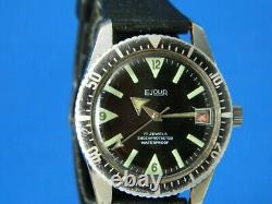 Vintage Rare Le Jour Diver 17j Swiss Stainless Mens Wrist Watch Serviced C. 1960