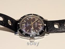 Vintage Rare Nice Diver Style Men's Swiss Mechanical Watch Seawatch 23 Jewels