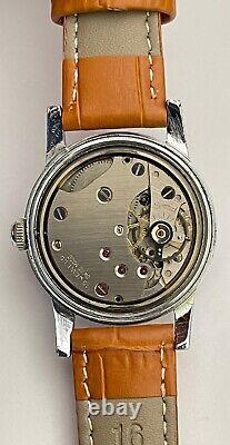 Vintage Renown Watch Swiss 15 Jewels Shock Resistant Beautiful Dial Serviced