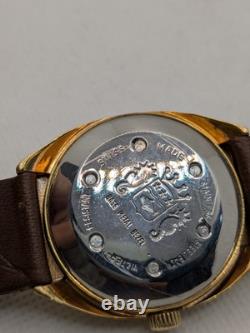 Vintage SICURA JUMP HOUR Self Winding Automatic Watch SWISS Works Great RARE