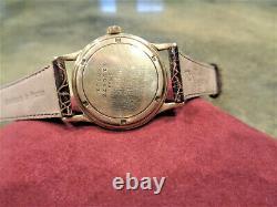 Vintage Ultra Rare 1940's Universal Geneve Solid 14K 585 Cal. 263 Swiss Watch