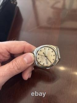 Watch rare VINTAGE wristwatch Mondia SkyStar Automatic Waterproof Made in Swiss